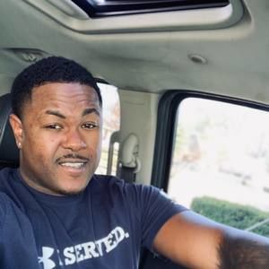 Meet your Posher, Derrick